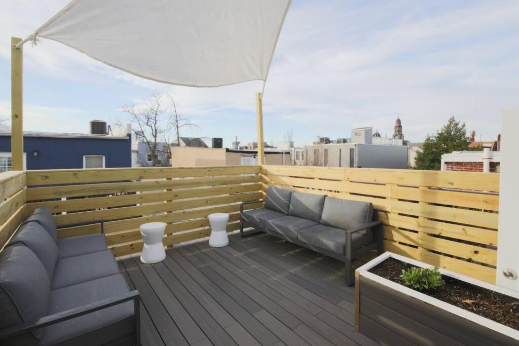 Large 2 Bdr With Deck Hosted By Stayrafa Apartment Philadelphia
